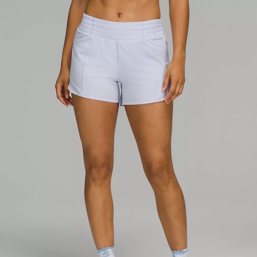 Lululemon Hotty Hot shorts size 4 Tall
